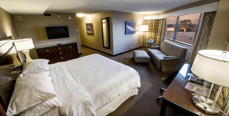Sheraton Memphis Downtown Hotel Exteriör bild